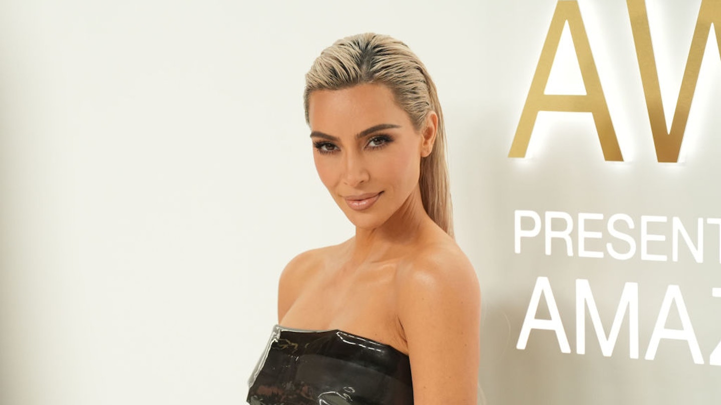 kim kardashian princess diana dress Rumor has it that Kim Kardashian rented Princess Diana's iconic revenge dress for this year's Met Gala. For the sake of world peace, let's hope it's just a rumor. Just remember