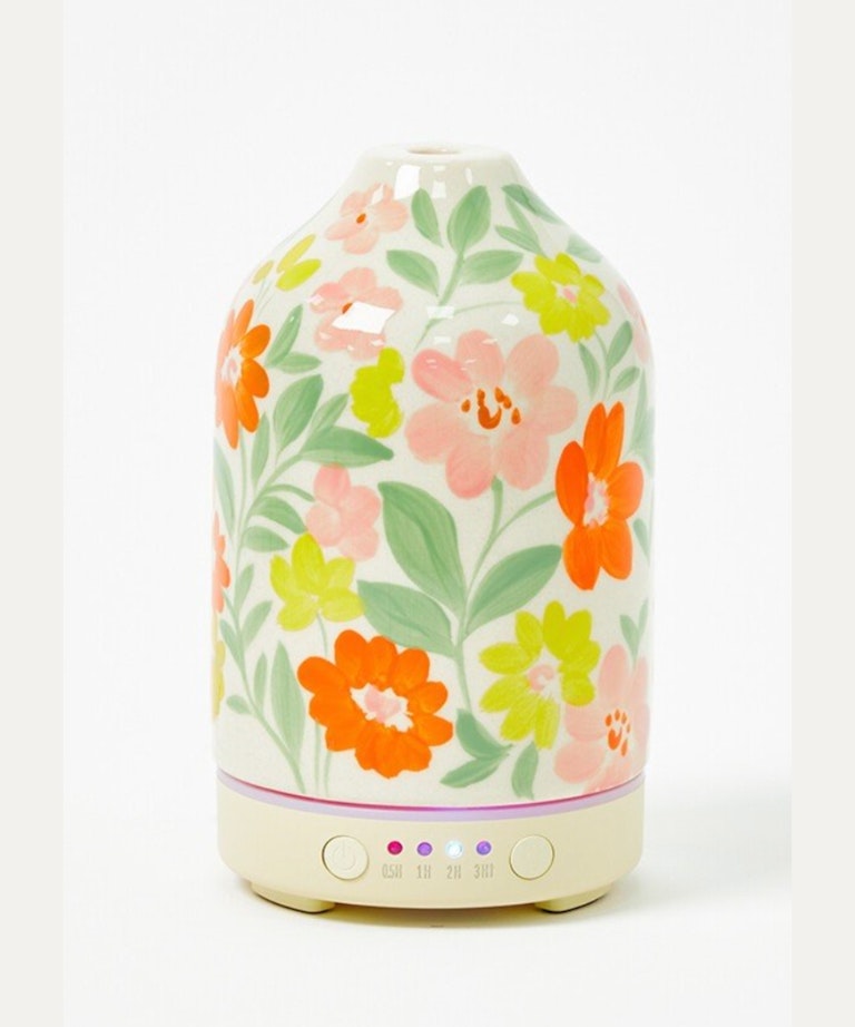 We're Obsessed With The Oliver Bonas Electronic Diffuser Range Grazia