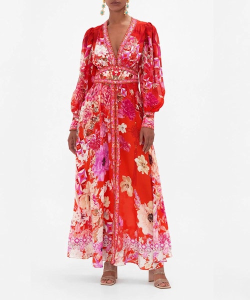 Dress with cinched waist and gathered sleeves