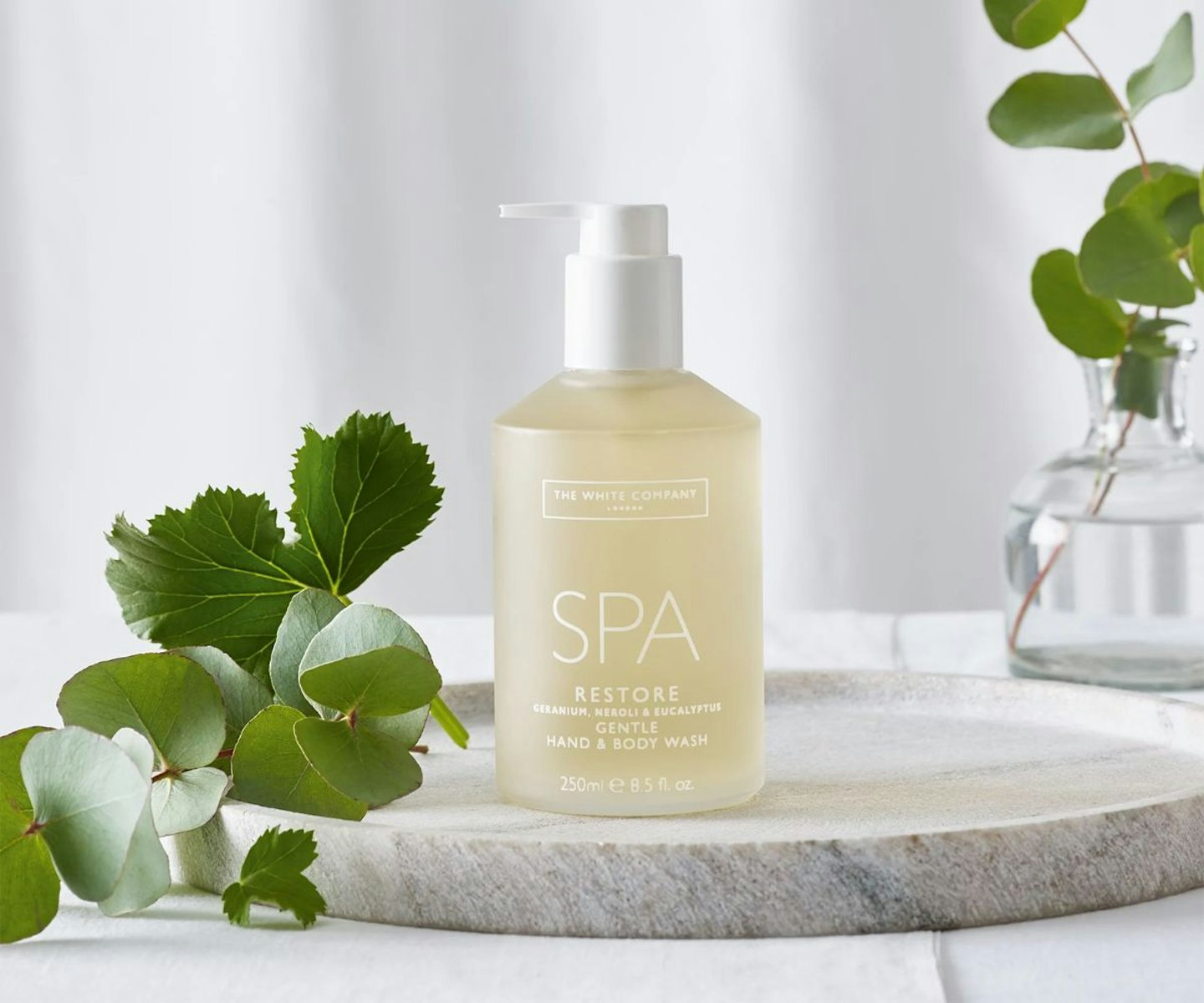 The White Company Spa Restore Gentle Hand & Body Wash