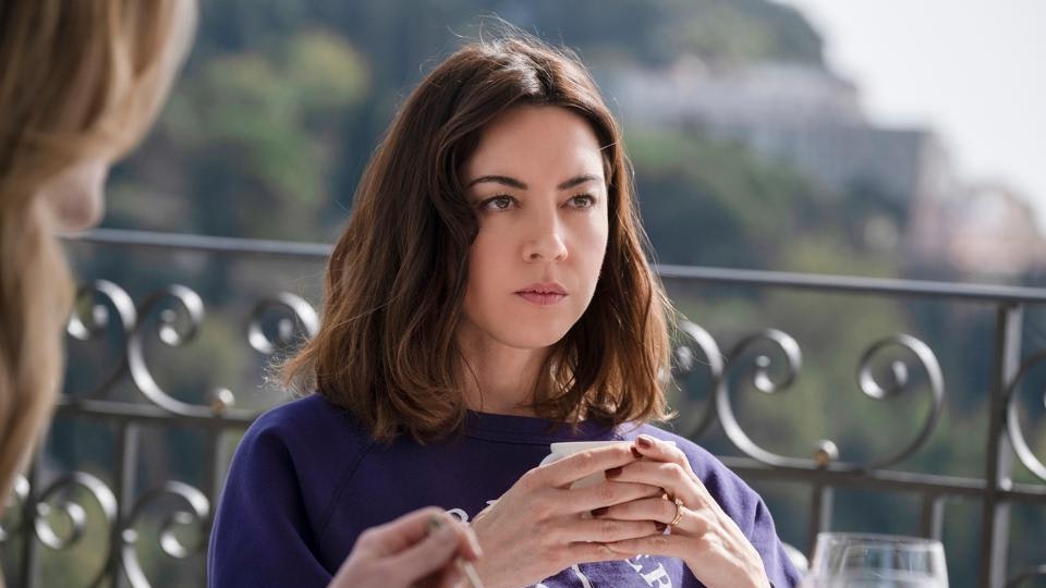 How Bougie Are The White Lotus Beauty Routines? How Bougie Are The White Lotus Beauty Routines?