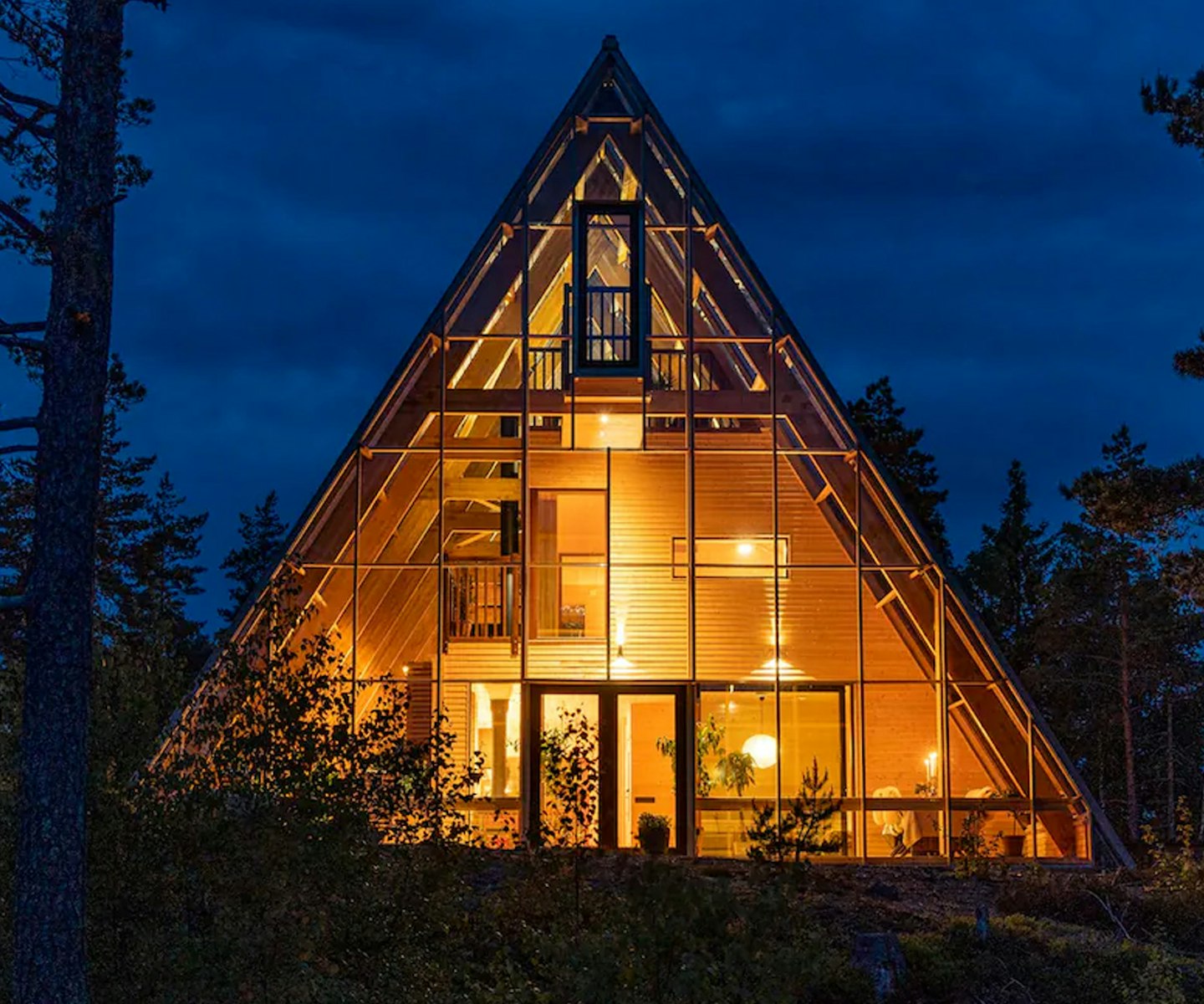 Uniquely designed organic nature house