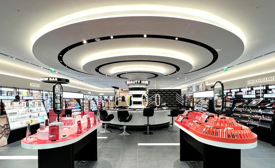 Breaking Sephora Is Opening Its Second Irl Store In The Uk Grazia
