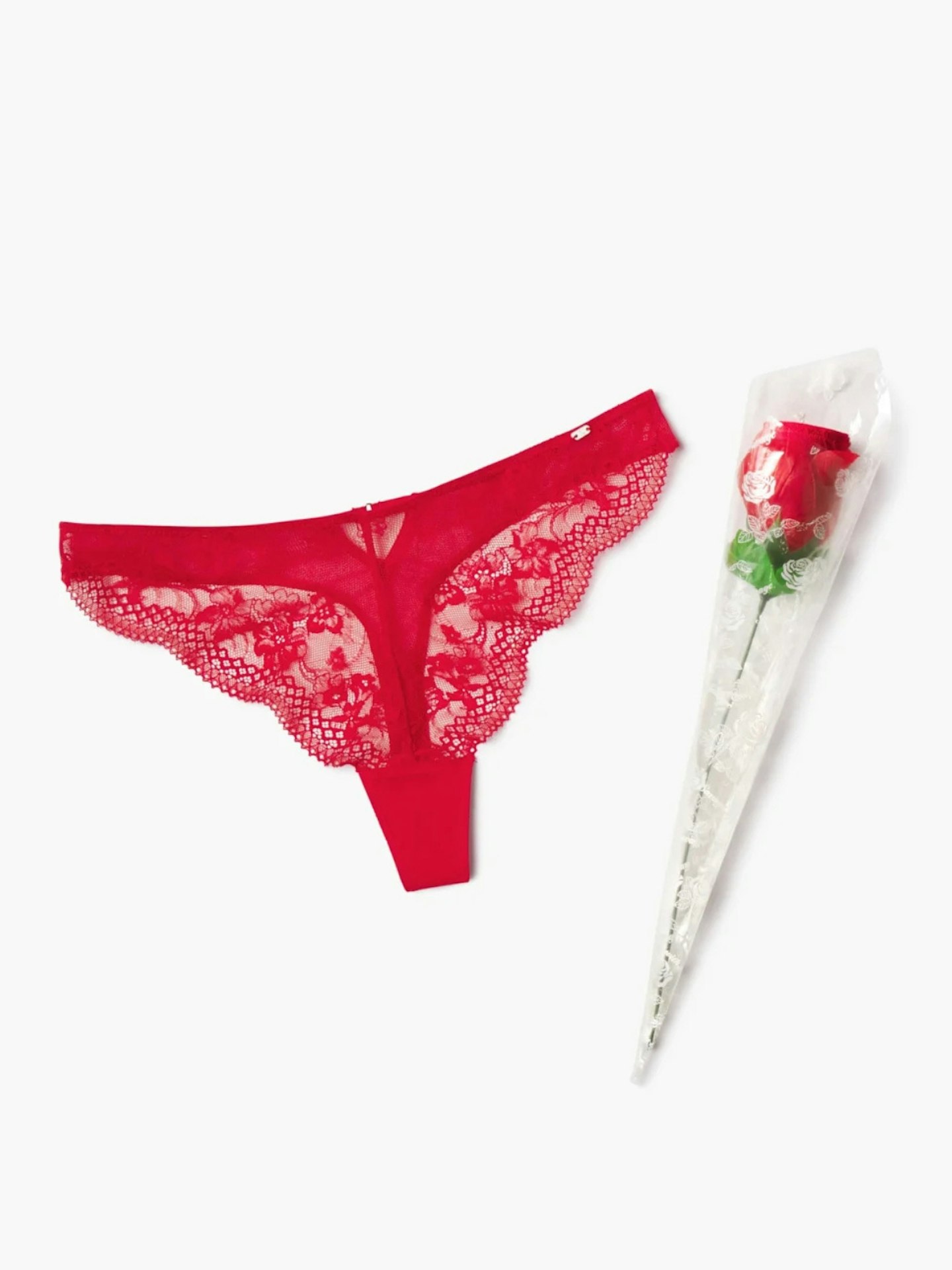 Savage X Fenty, Rose Delivery Lace Thong