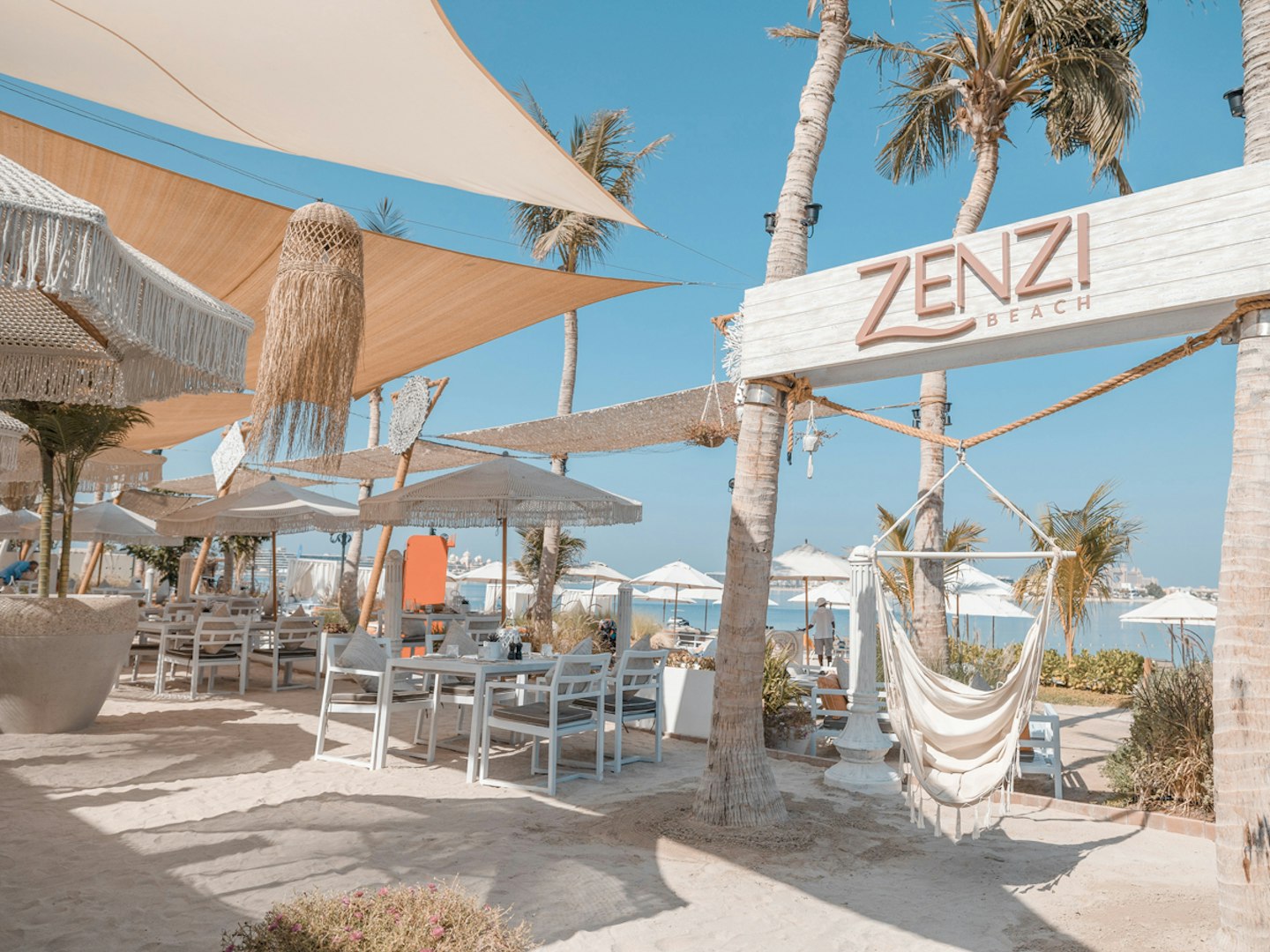 Zenzi Beach