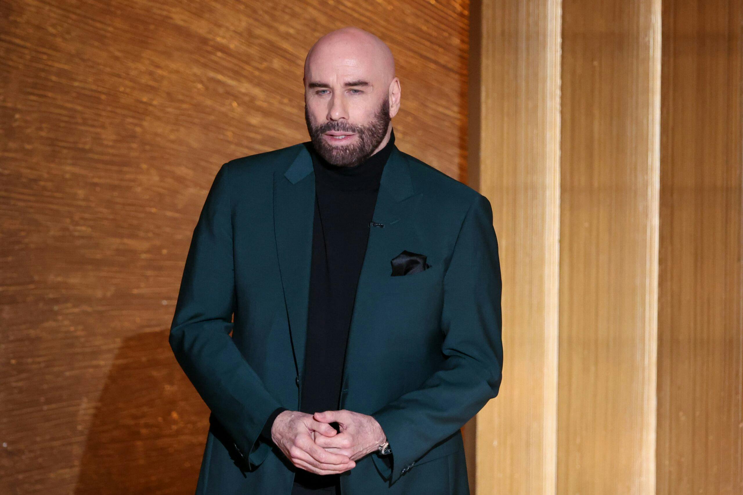 Oscars 2023 John Travolta Breaks Down In Tears Remembering Olivia