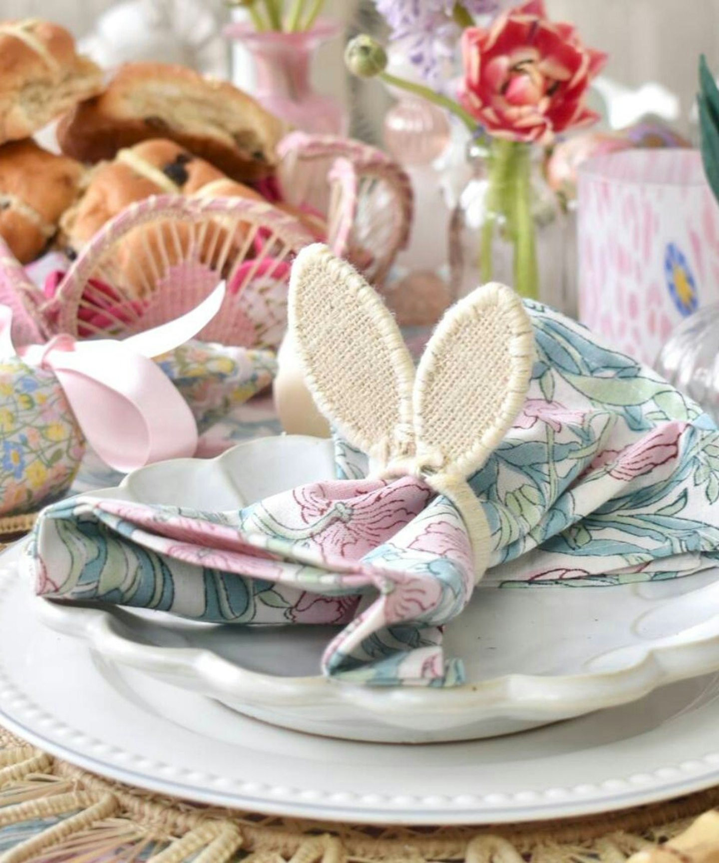 Originals London, White Rattan Bunny Napkin Rings Set Of Four