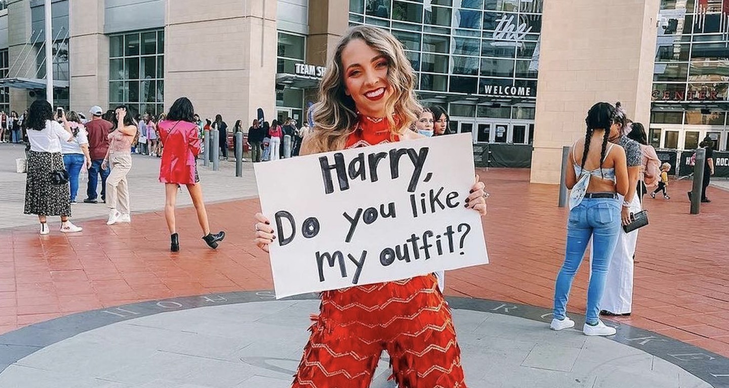 harry styles concert outfits