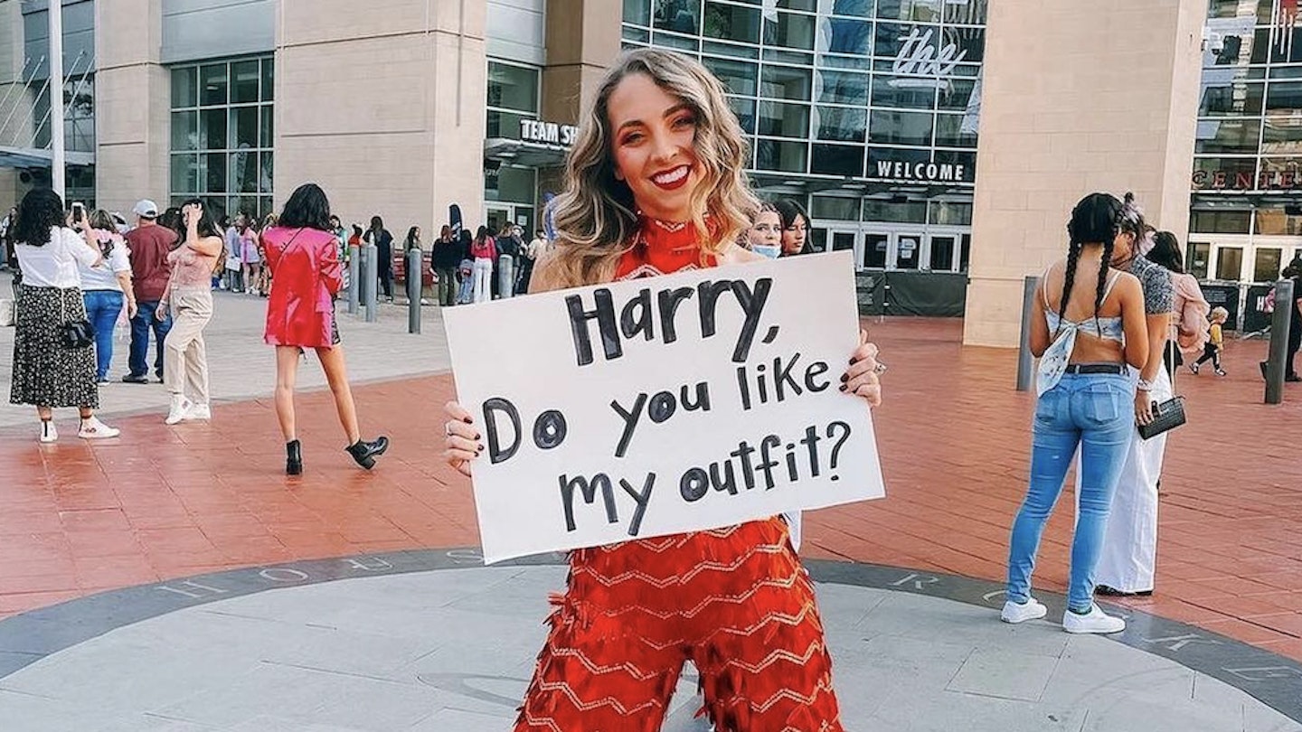 harry styles concert outfits