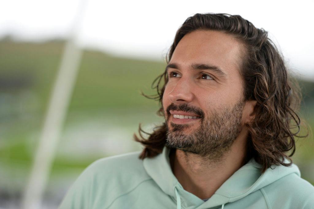 Body Coach Joe Wicks Under Fire For ‘Gross’ Post About Wife’s Post ...