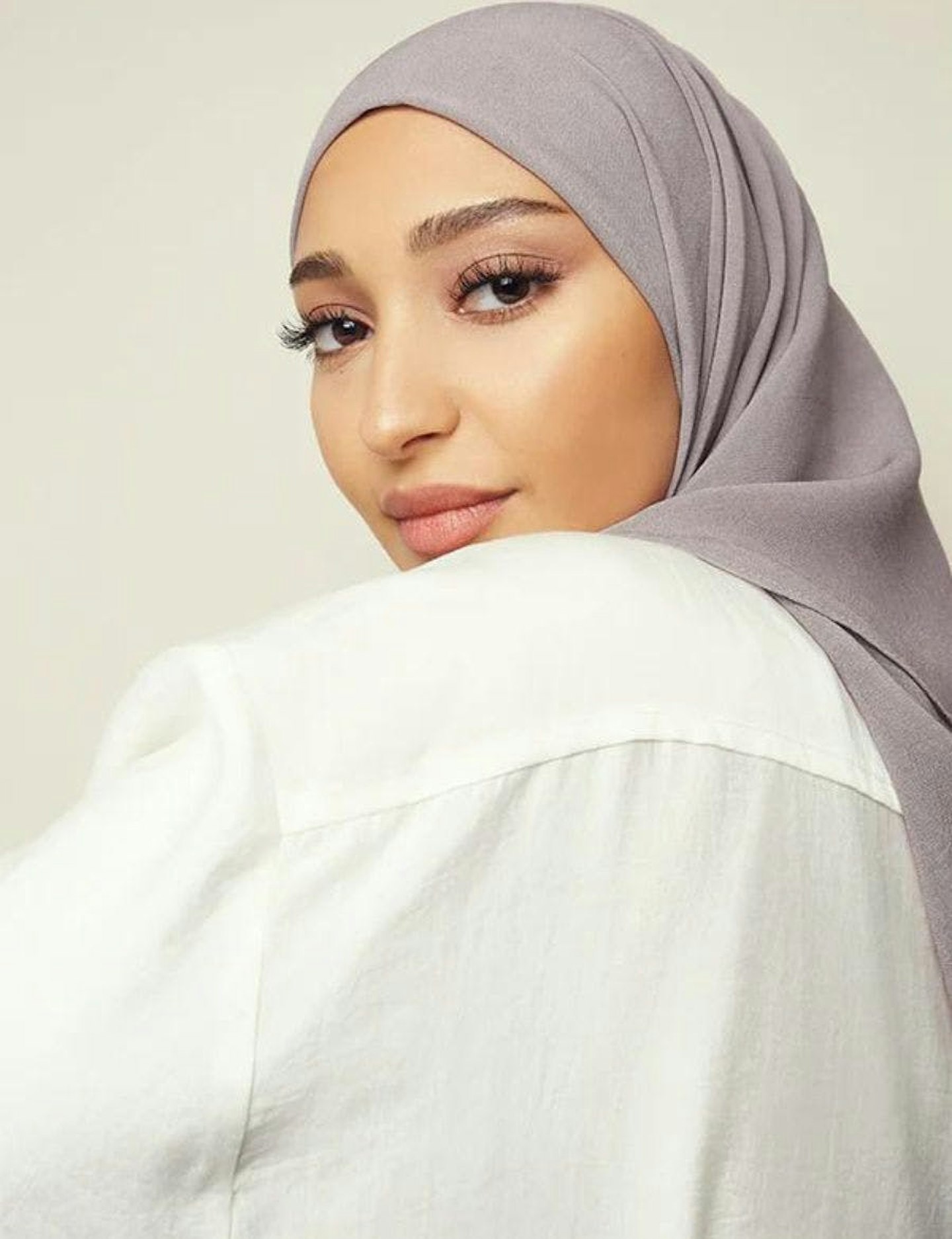 Sliq Rose, Carbon Rough Cupro Chiffon Hijab