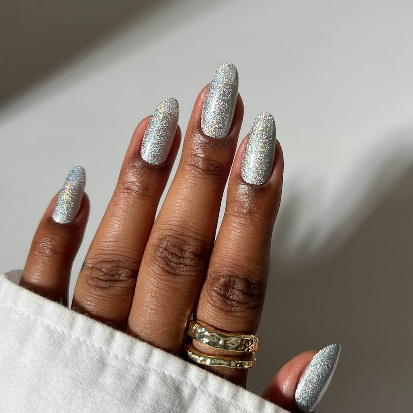 grey nails
