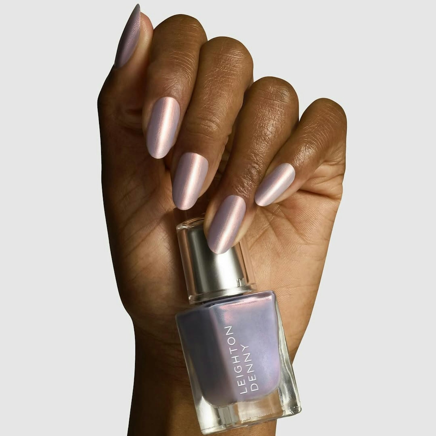 grey nails