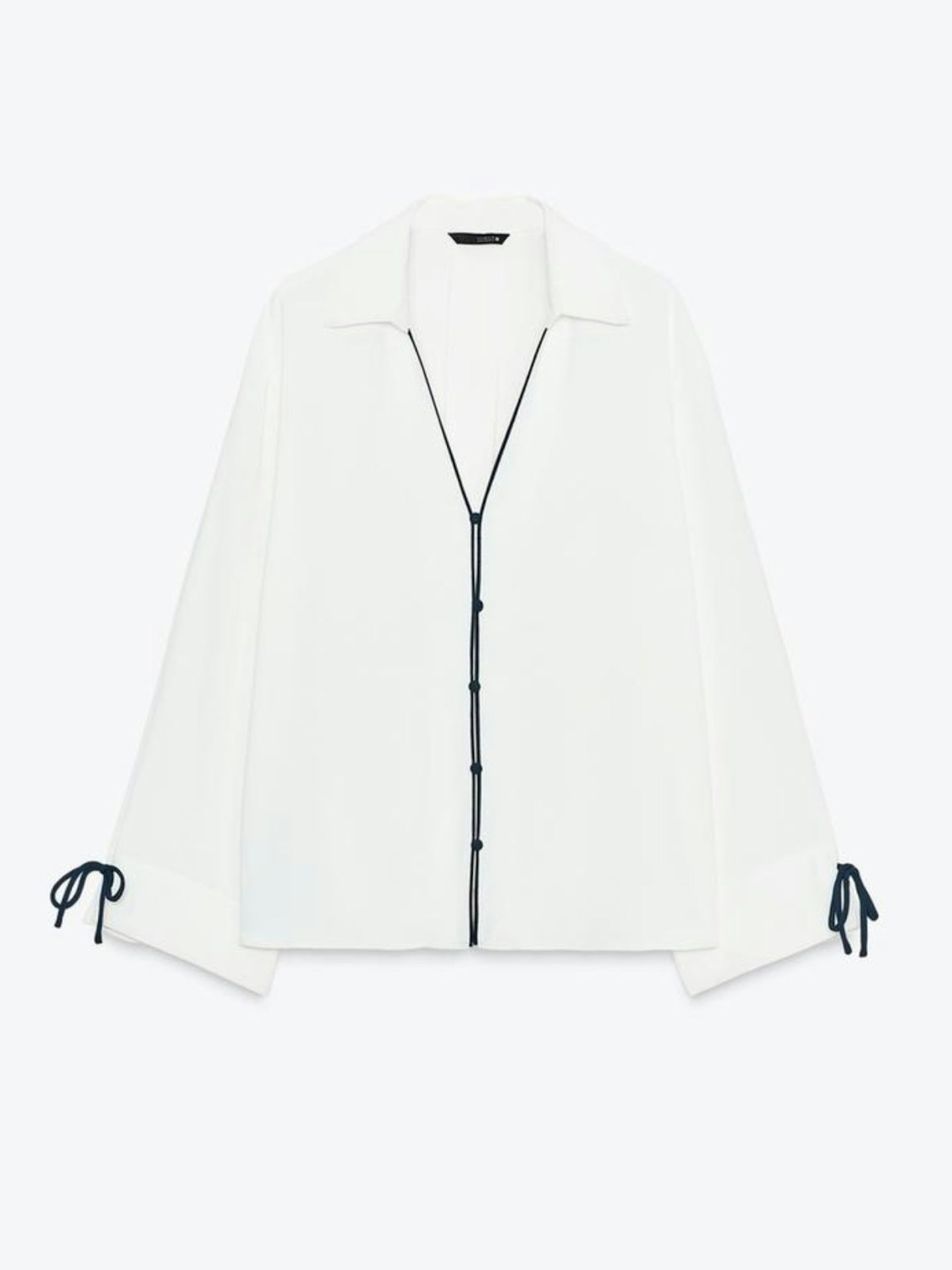Shirt With Contrast Trims