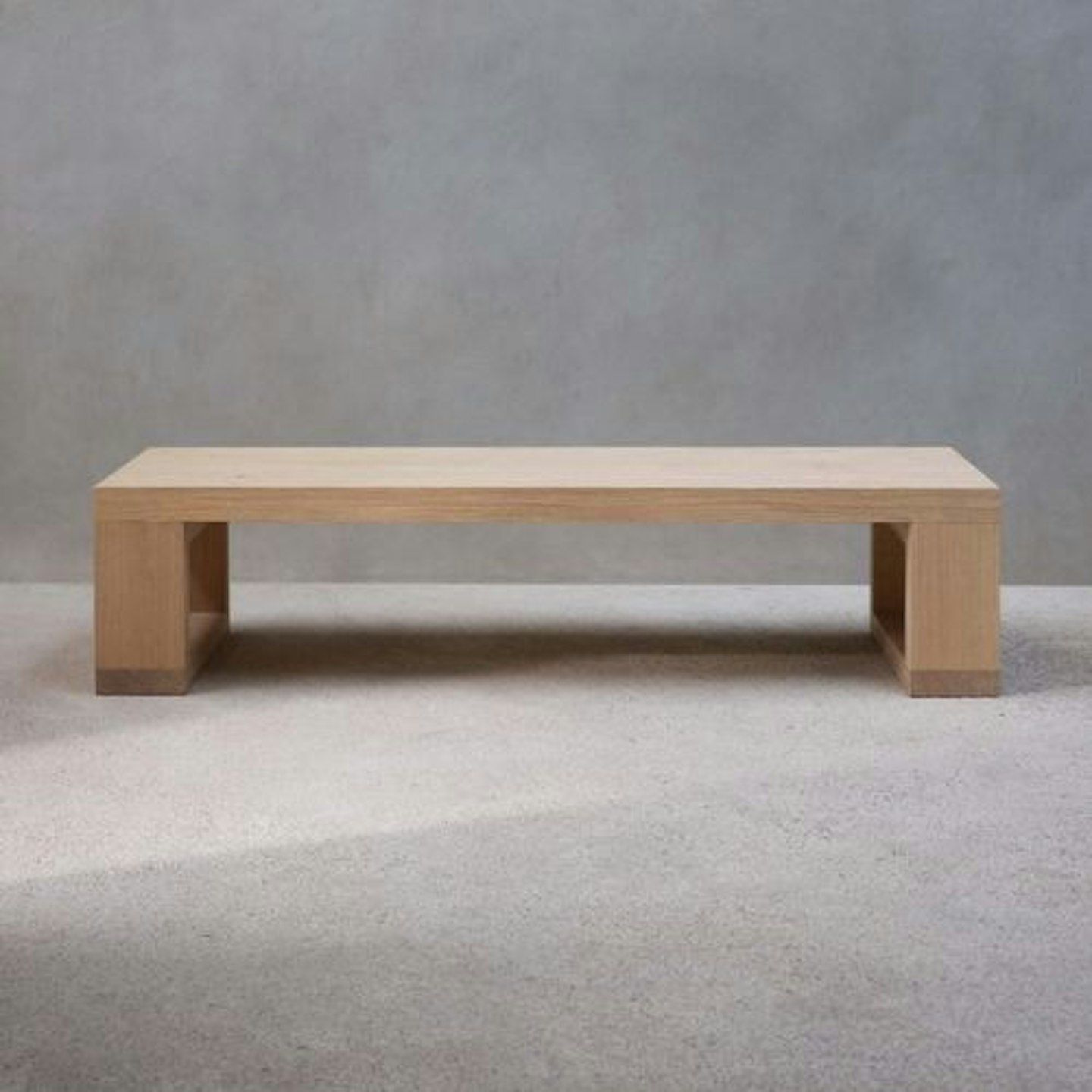 COFFEE TABLE 01