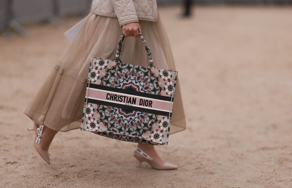 Versace Spring/Summer 2019 RTW-Details#bag | Bags, Versace bag, Purses and  handbags