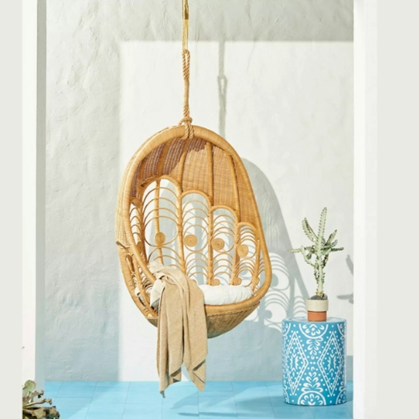 Aldi Double Hanging Egg Chair Peacock Indoor/Outdoor Hanging Chair
