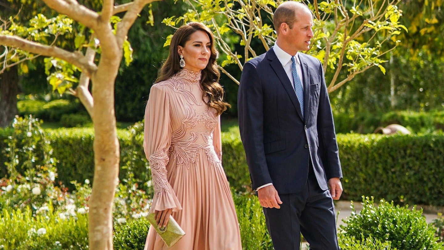 Kate Middleton's Packed Two Spectacular Gowns For The Royal Wedding In Jordan Kate Middleton's Packed Two Spectacular Gowns For The Royal Wedding In Jordan