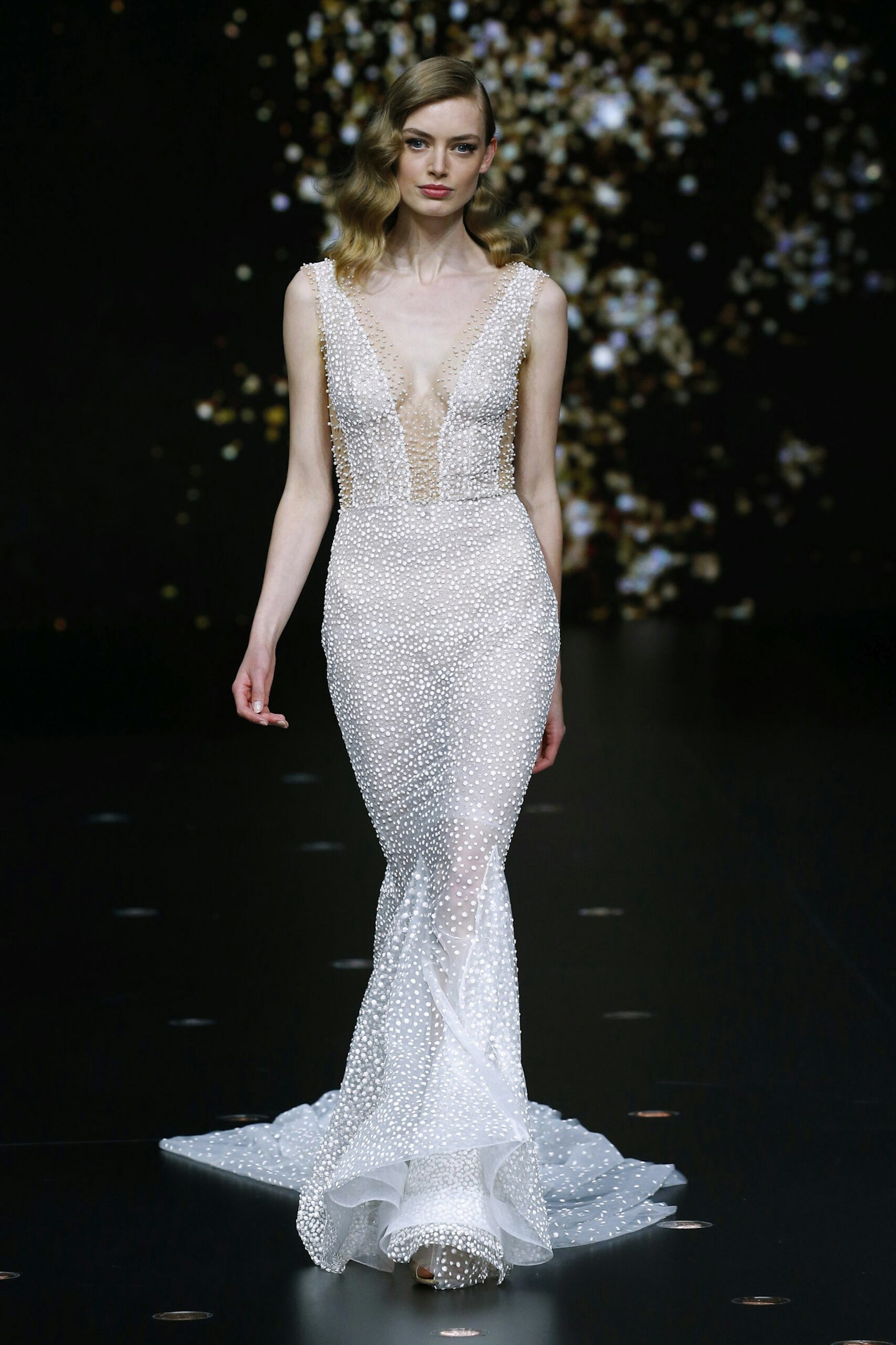 the-best-mermaid-wedding-dresses-for-the-timeless-bride-2024