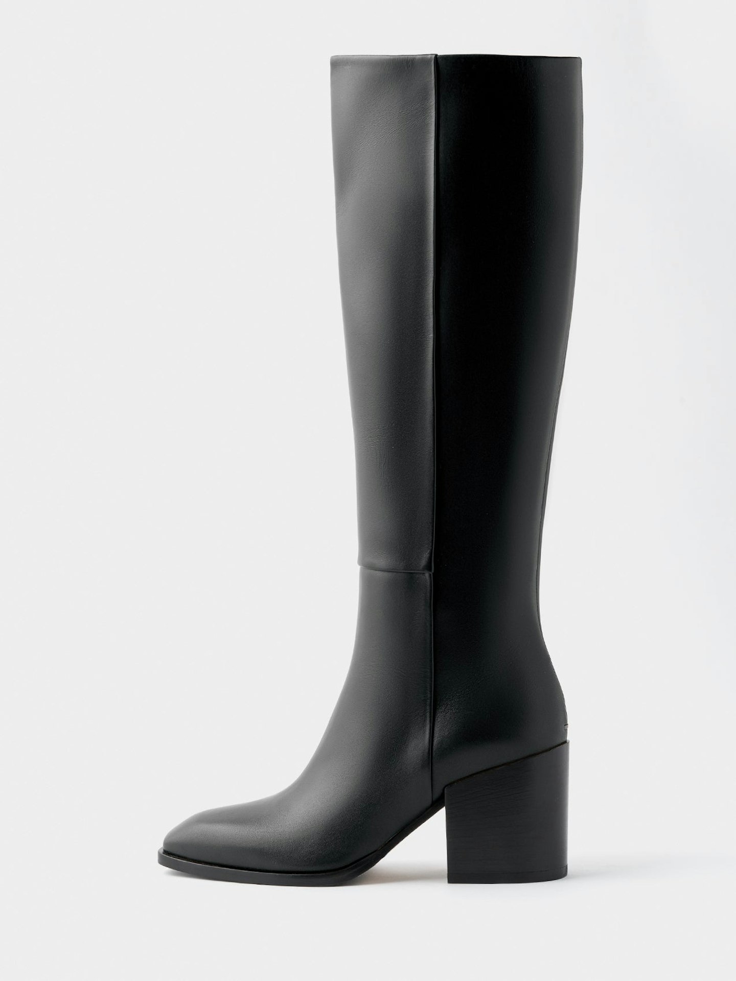 Aeyde, Teresa Black Calf Boots