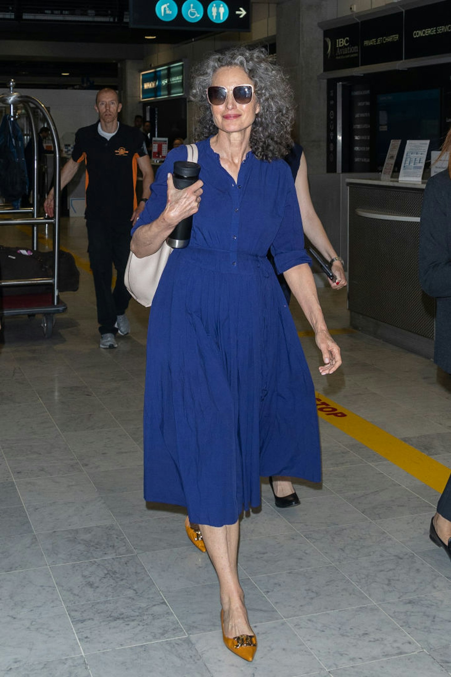 Andie MacDowell travel outfit