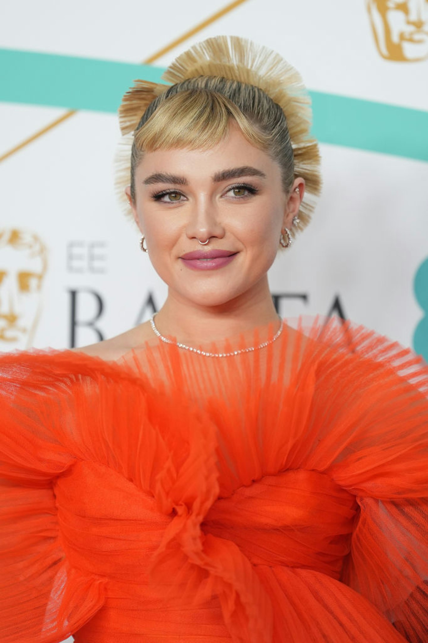 florence pugh hair