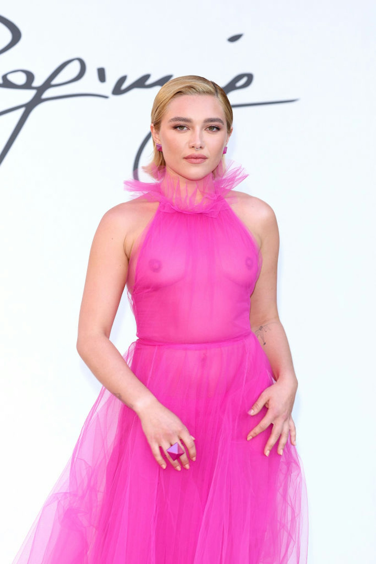 florence pugh hair