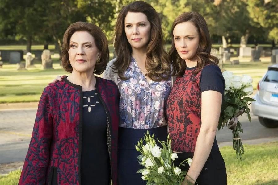 Where Are The Gilmore Girls Cast Now? - Vimarsana News