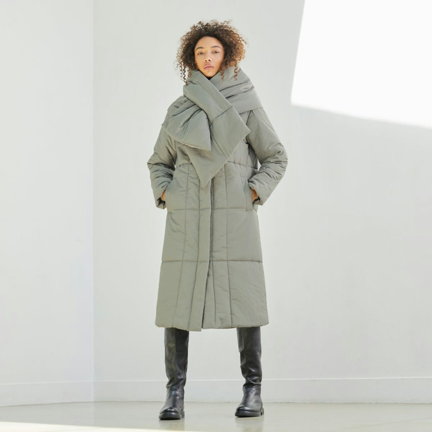 Albaray Khaki Scarf Padded jacket