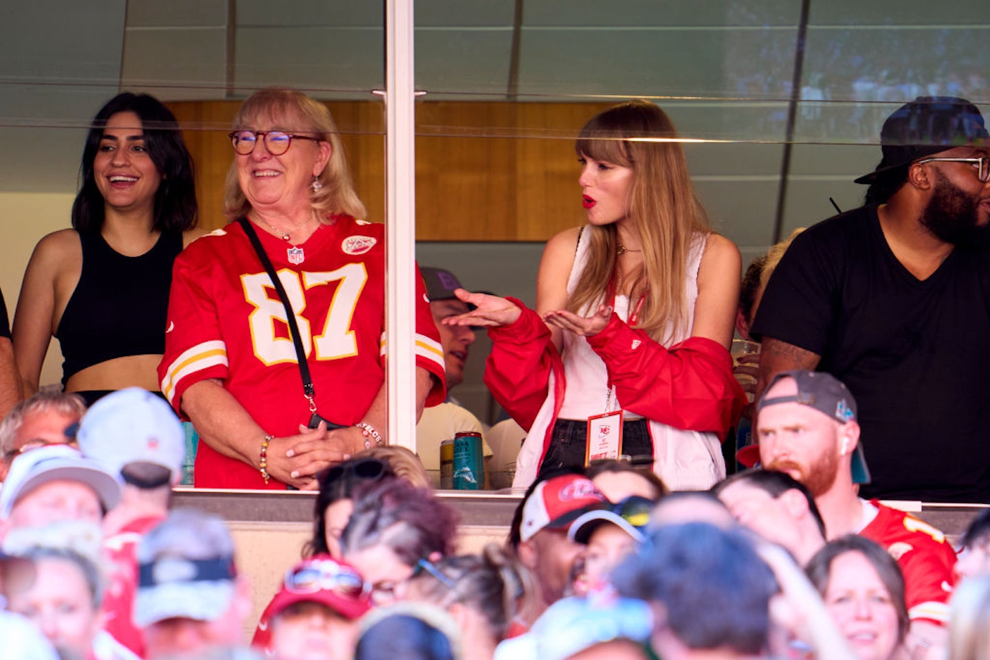 Taylor Swift and Travis Kelce's mum