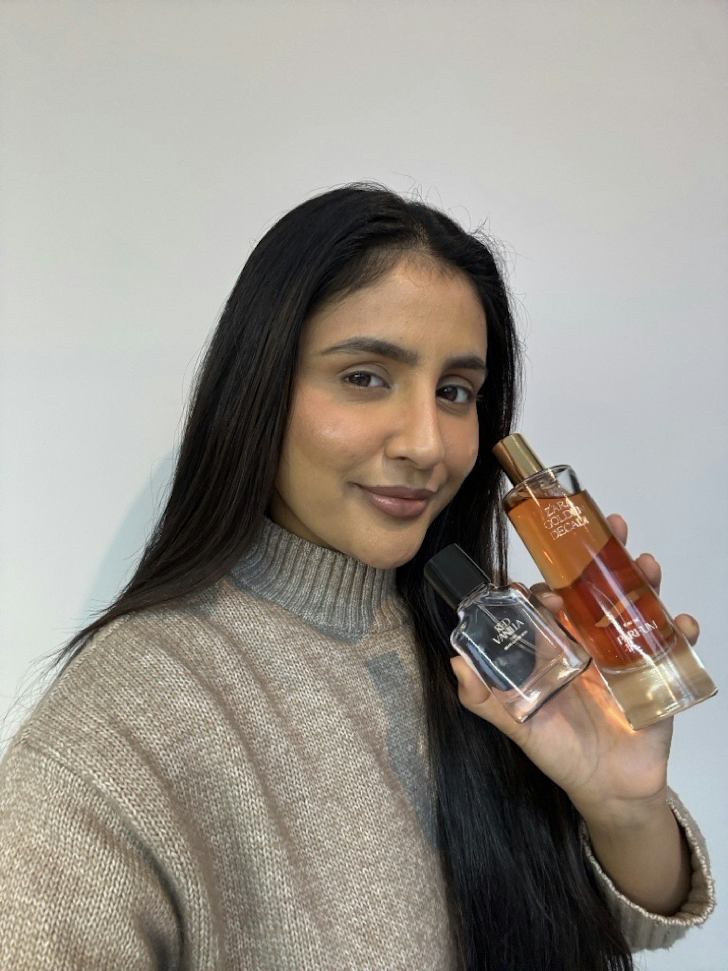 Grazia's beauty writer, Sameeha Shaikh, testing out her favourite Zara perfume dupes