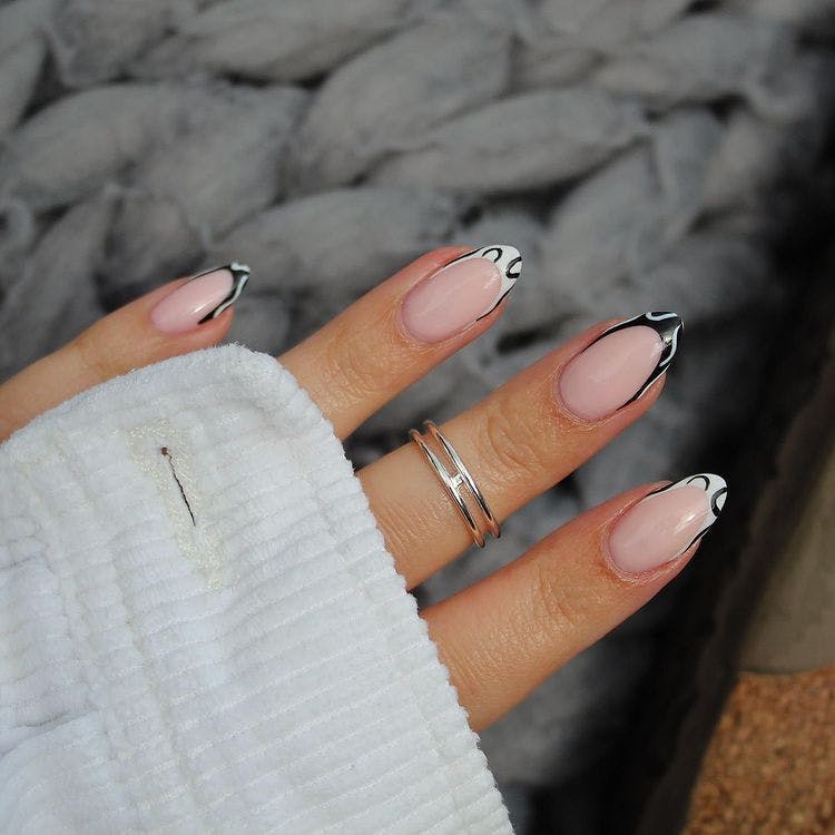 35 Almond Nails Designs To Refresh Your Look | Nails design with  rhinestones, Gorgeous nails, Nails