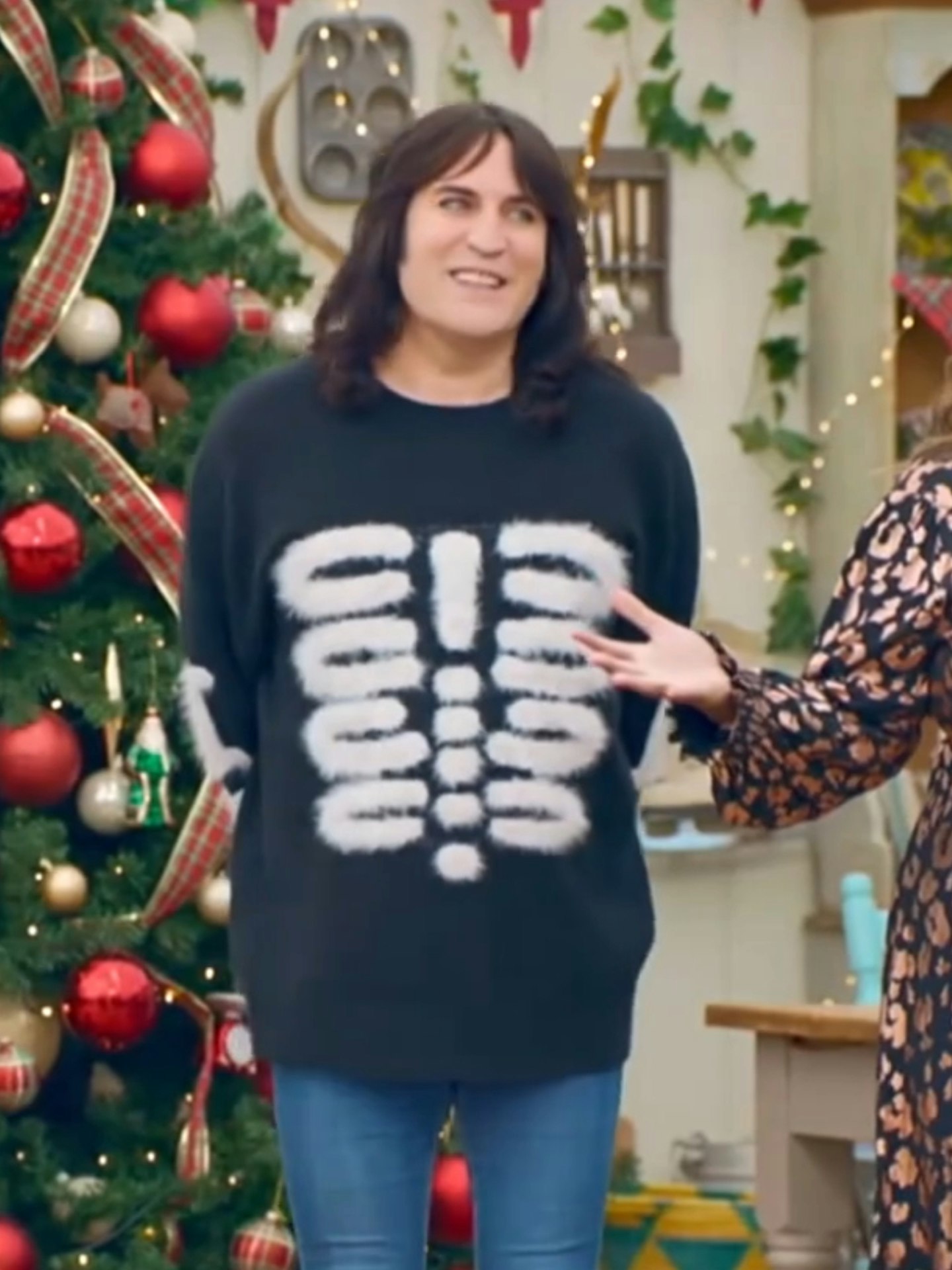 noel-fielding-bake-off-shirts