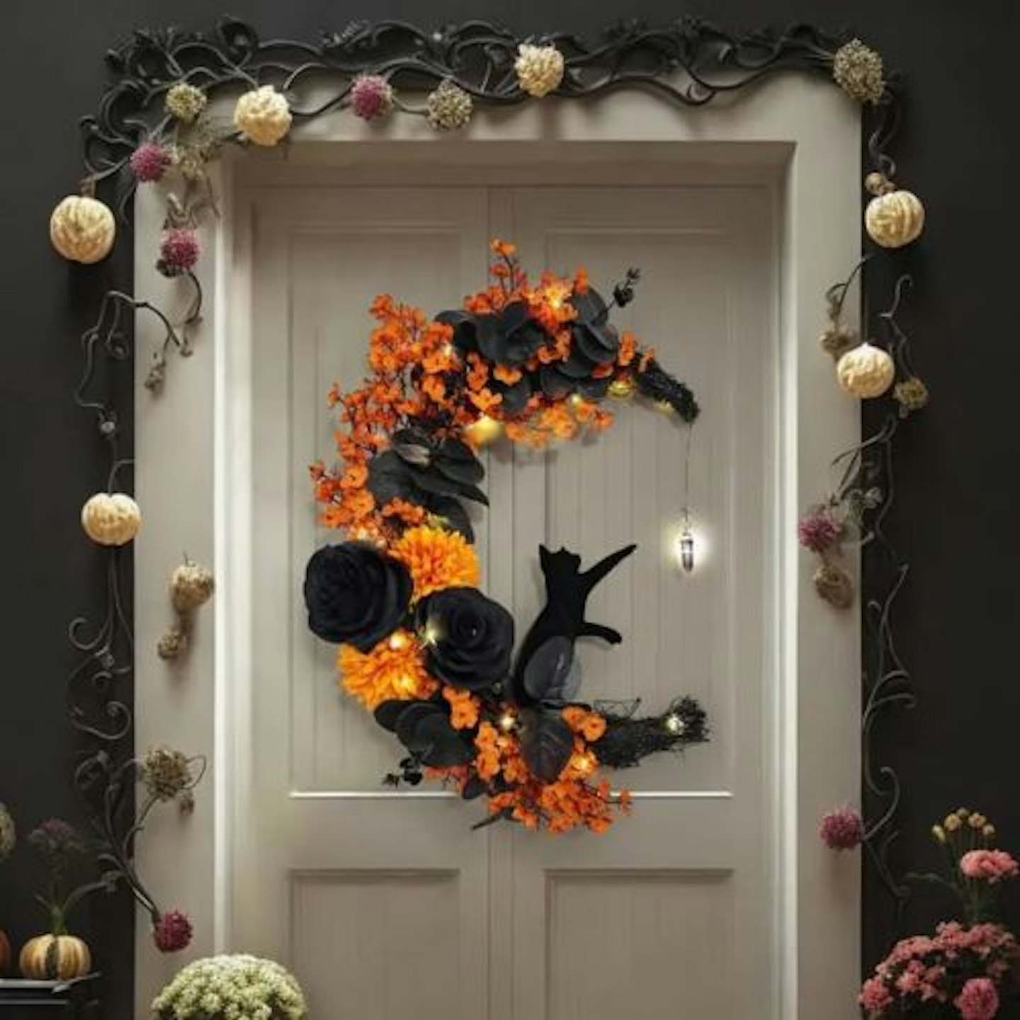 Halloween Black Cat Moon Wreath