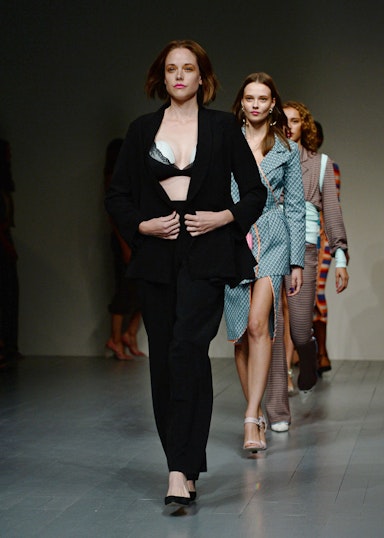 Marta Jakubowski SS19 Show Featuring Elvie