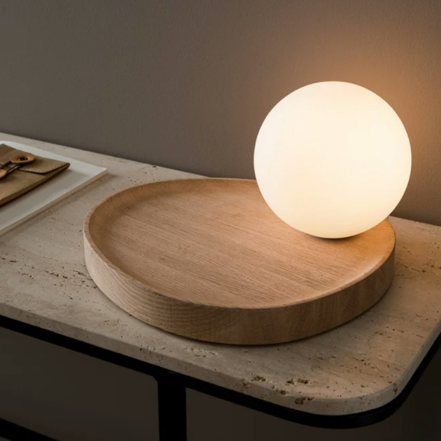 AM.PM Hannasta Oak And Opaline Globe Table Lamp