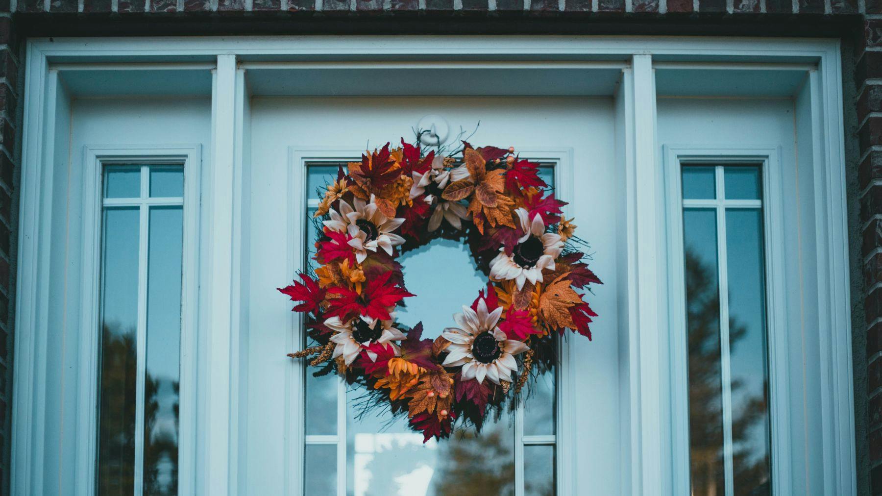 Best Autumn Wreaths To Grab For The Spooky Season