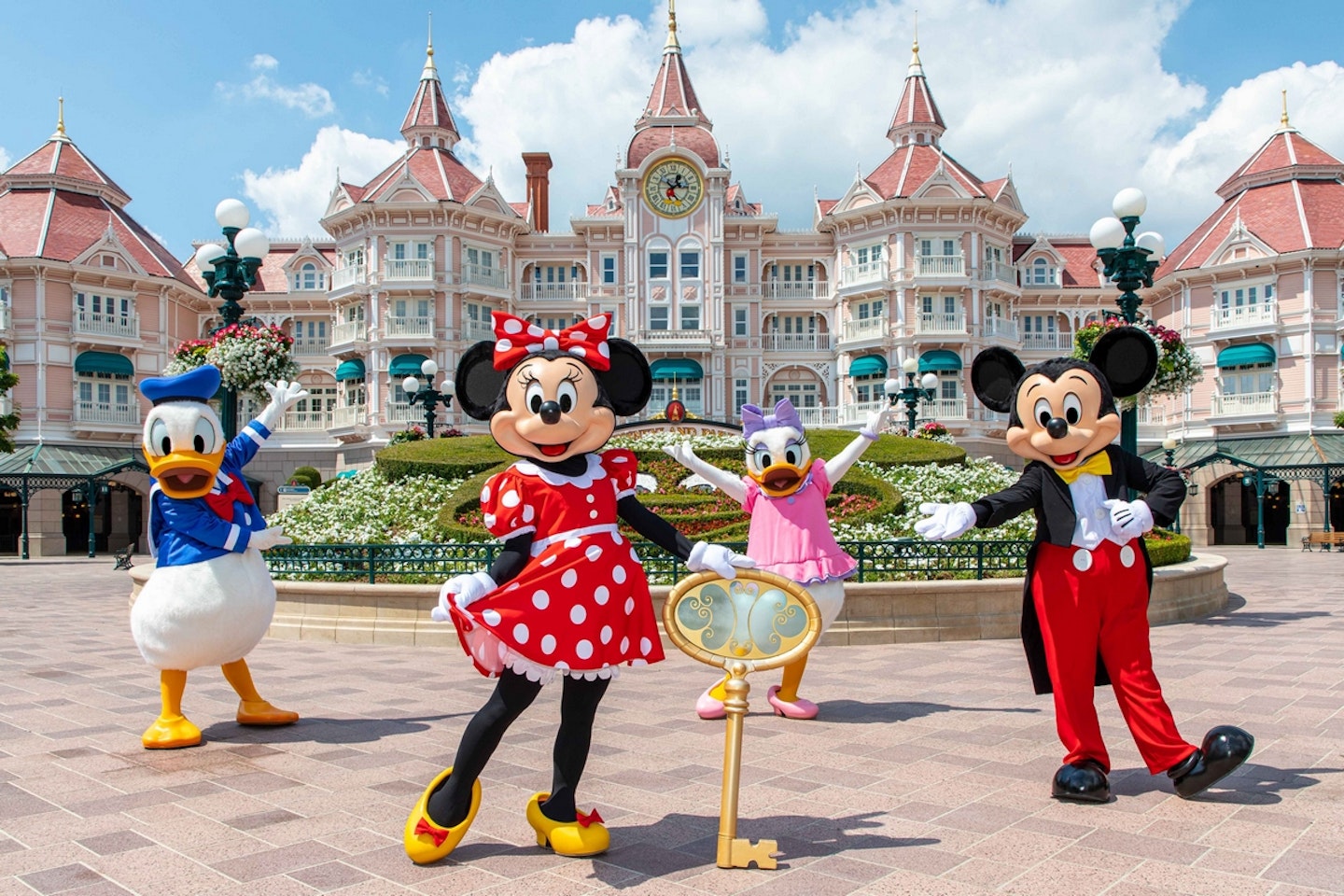 The Best Disneyland Paris Travel Hacks If You're Travelling With A