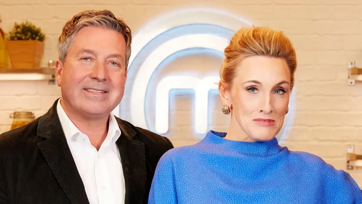 John Torode y Grace Dent - los nuevos presentadores de Celebrity MasterChef