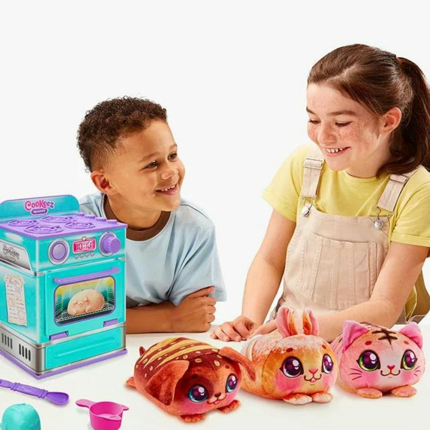  Best Christmas Gifts For Kids: Cookeez Makery Baked Treatz Oven Playset
