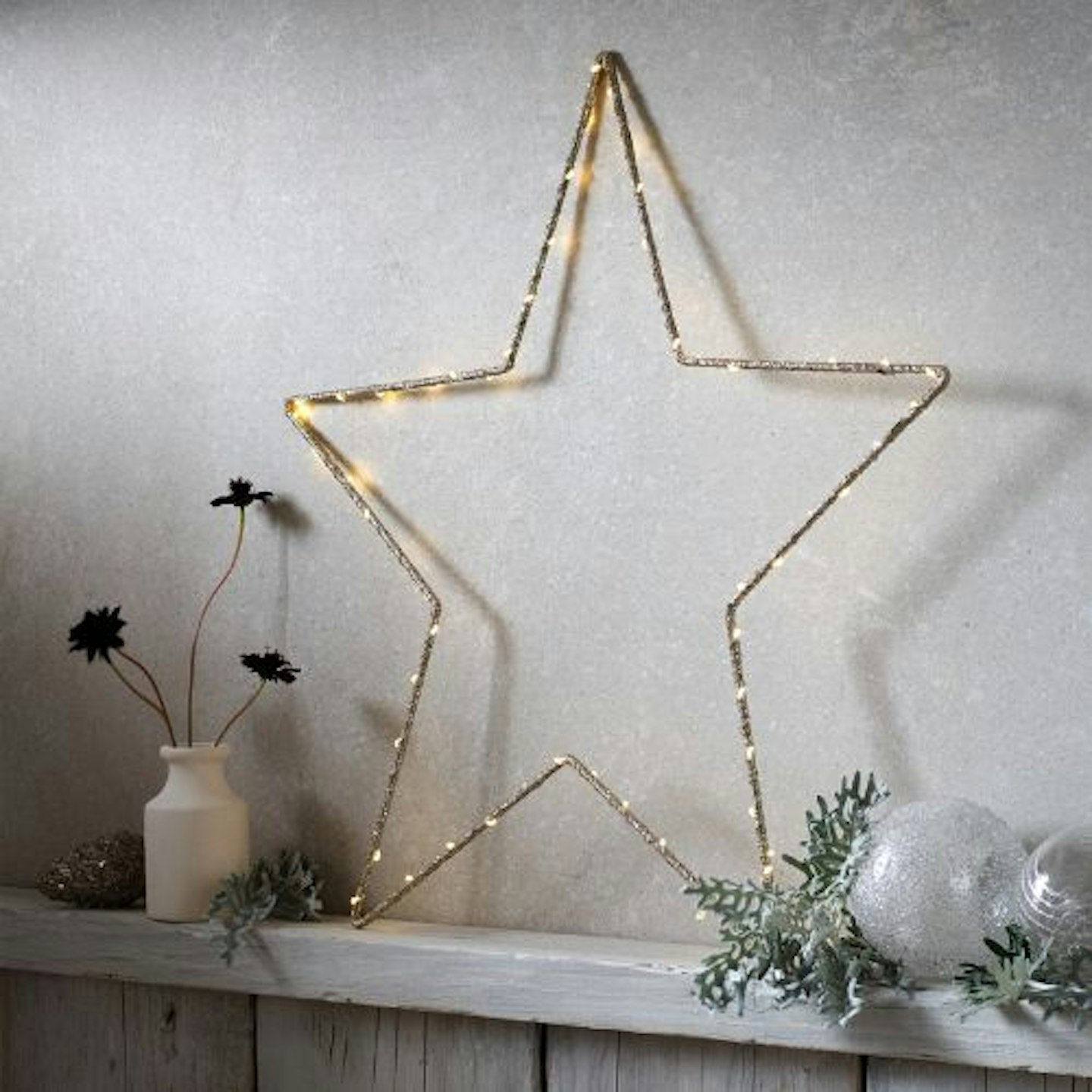 Pre Lit Star Decoration – 50cm
