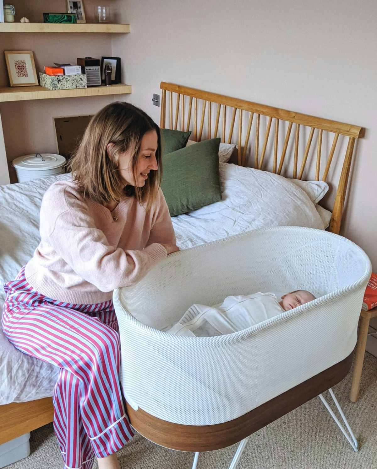 SNOO Cot Black Friday Sale The 'Magic' Crib Has £350 Off