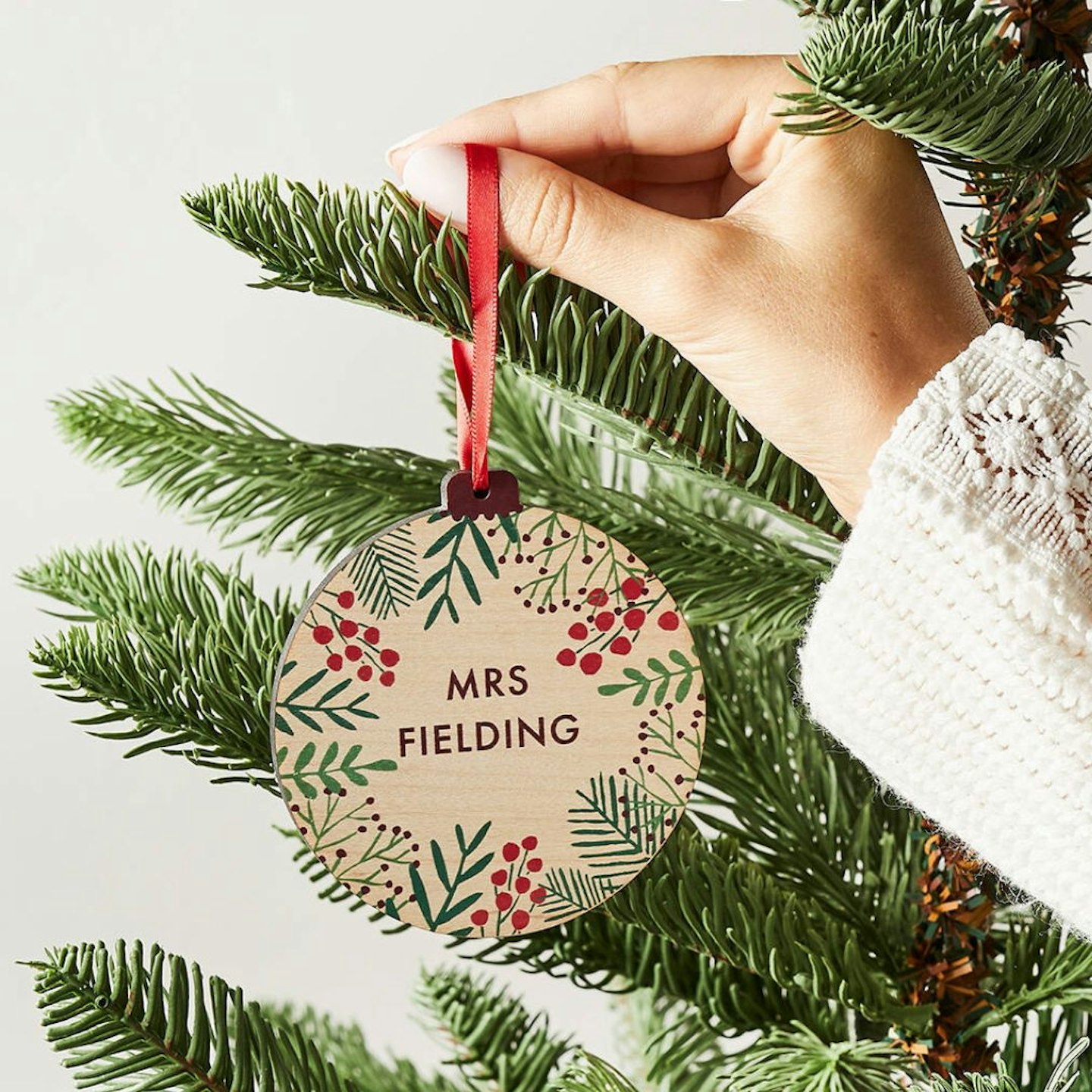 Best Christmas Gifts For Teachers: Personalised Floral Christmas Bauble Teacher Gift
