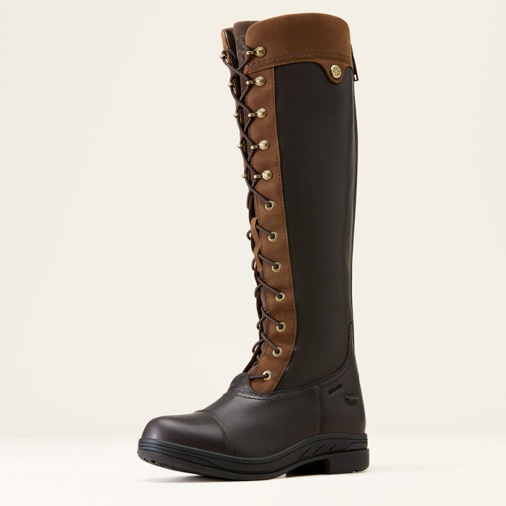 The Best Winter Boots For Women 2024: Face The Snow In Style