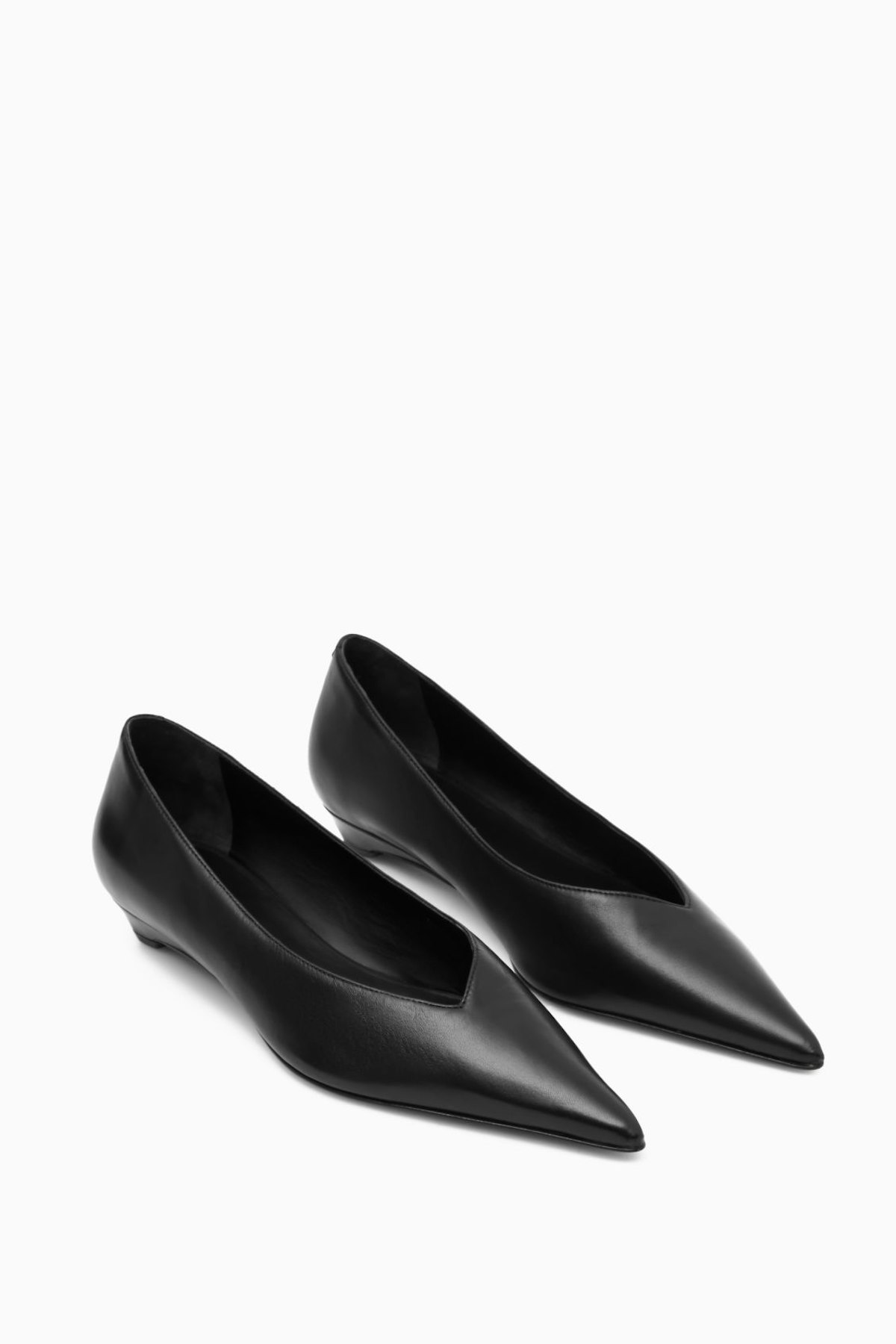 The Best Ballet Pumps 2024: Find The Chicest Pairs To Wear