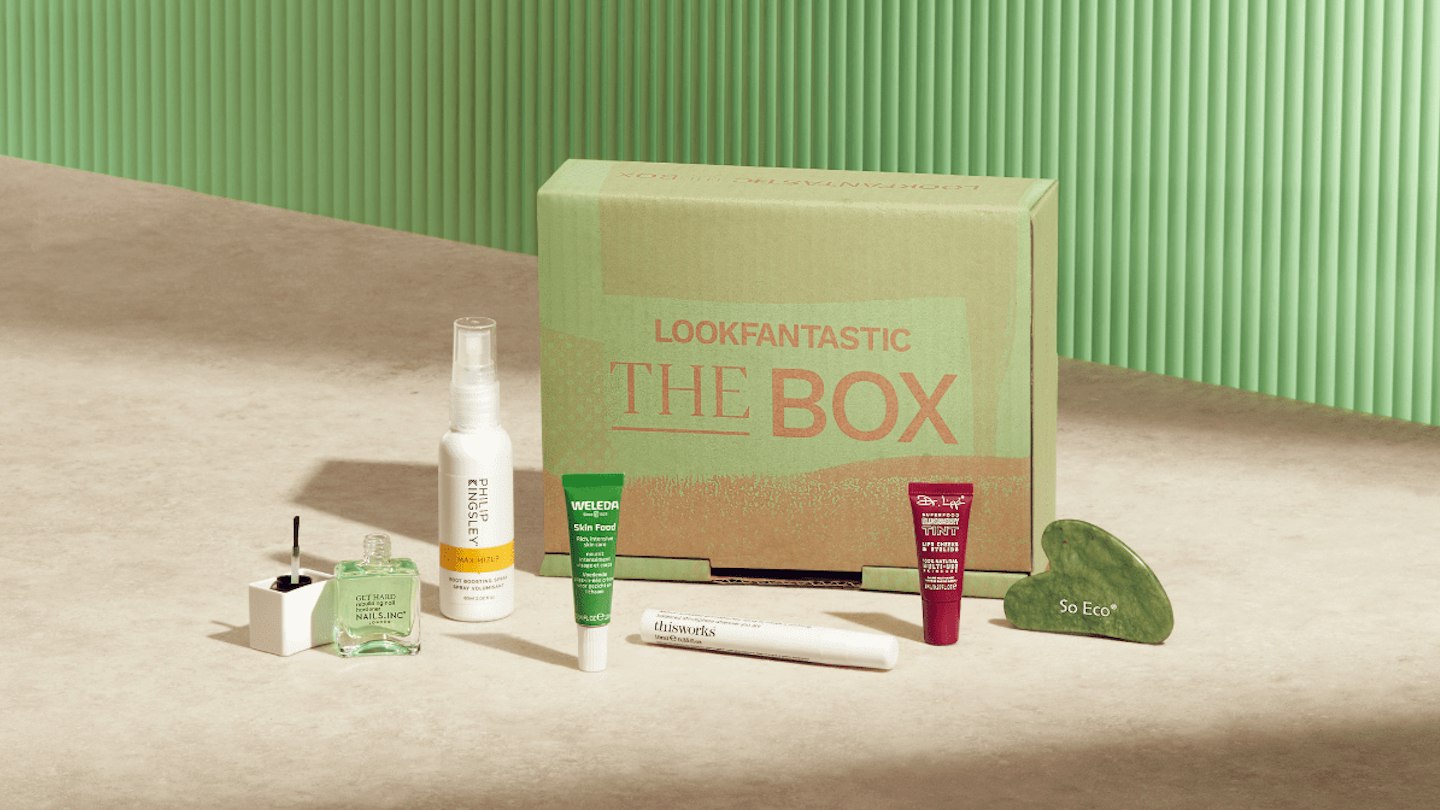 Look Box Look Fantastic Beauty Box January Review: Is It Worth It?