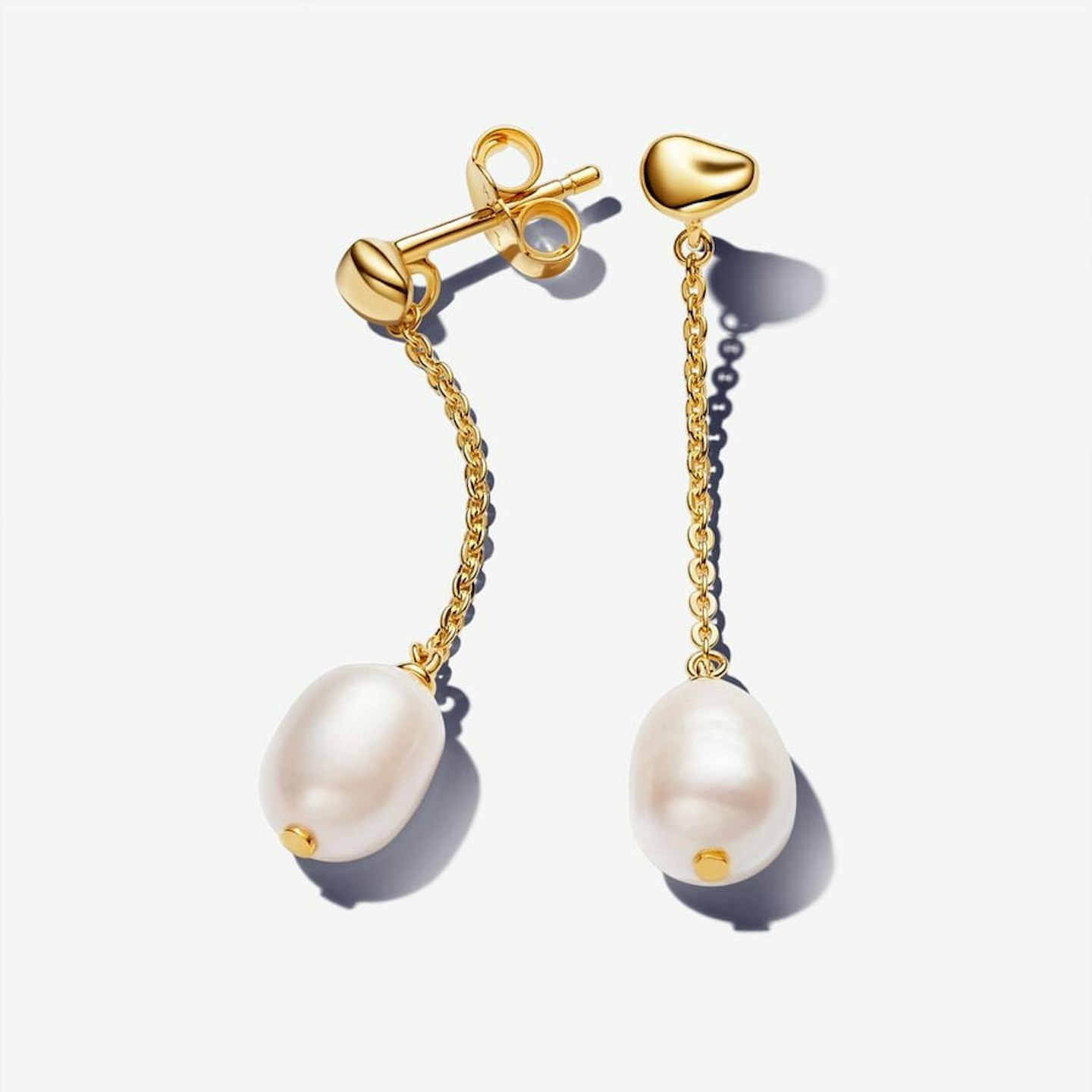 pandora pearl earrings 