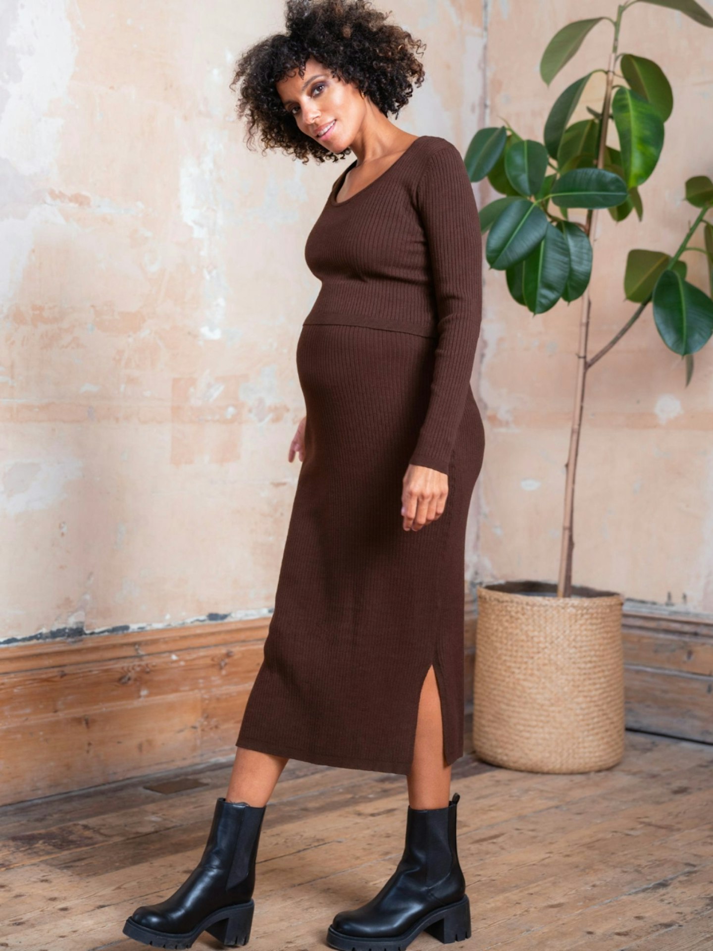 Seraphine Brown Ribbed Maternity & Nursing Dress