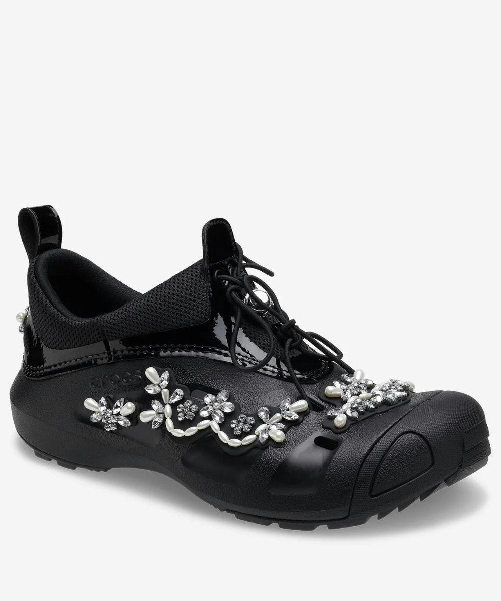 Simone Rocha x Crocs: How To Shop It Before It Sells Out Simone Rocha x Crocs: How To Shop It Before It Sells Out