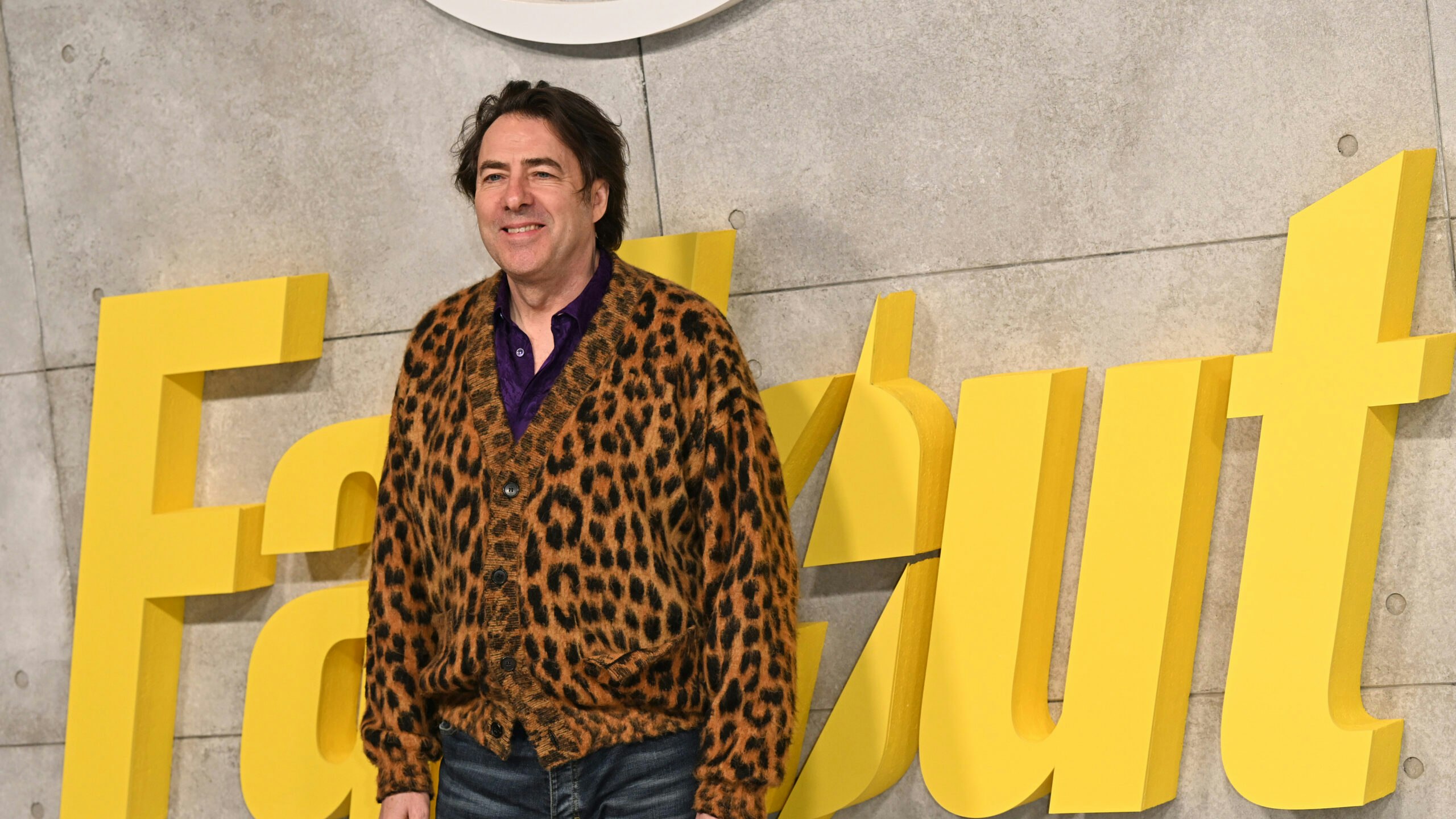 Jonathan Ross Says He Only Washes Once A Week – And He’s Not The Only Celeb With Strange Hygiene Habits